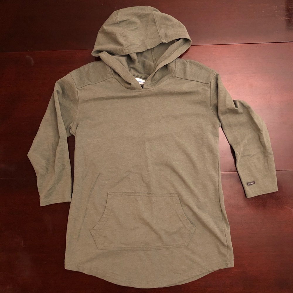Sage green Columbia sweater w/hood.